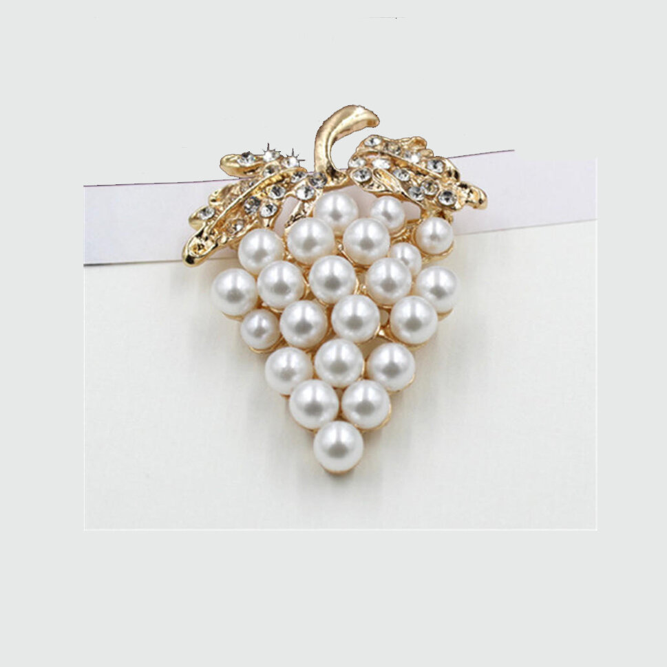 Брошь 003, виноград