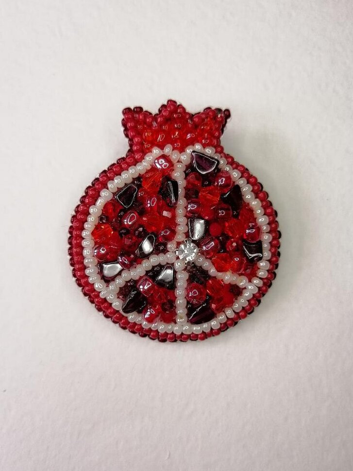 Брошь 959, гранат