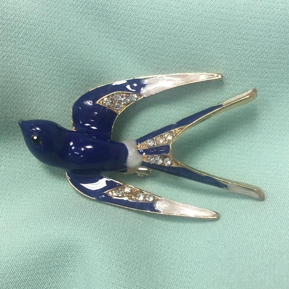 Брошь 947, ласточка