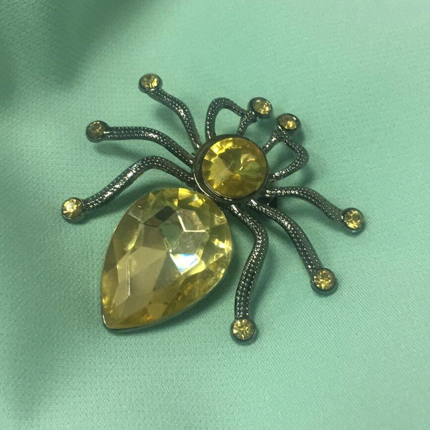 Брошь 950, паук желтый