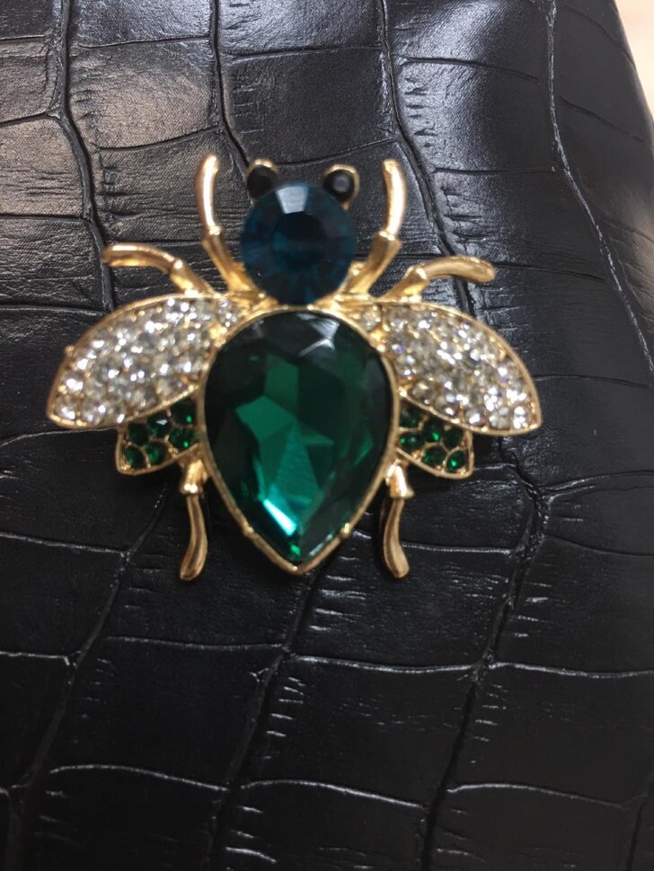 Брошь 931, зеленый жук