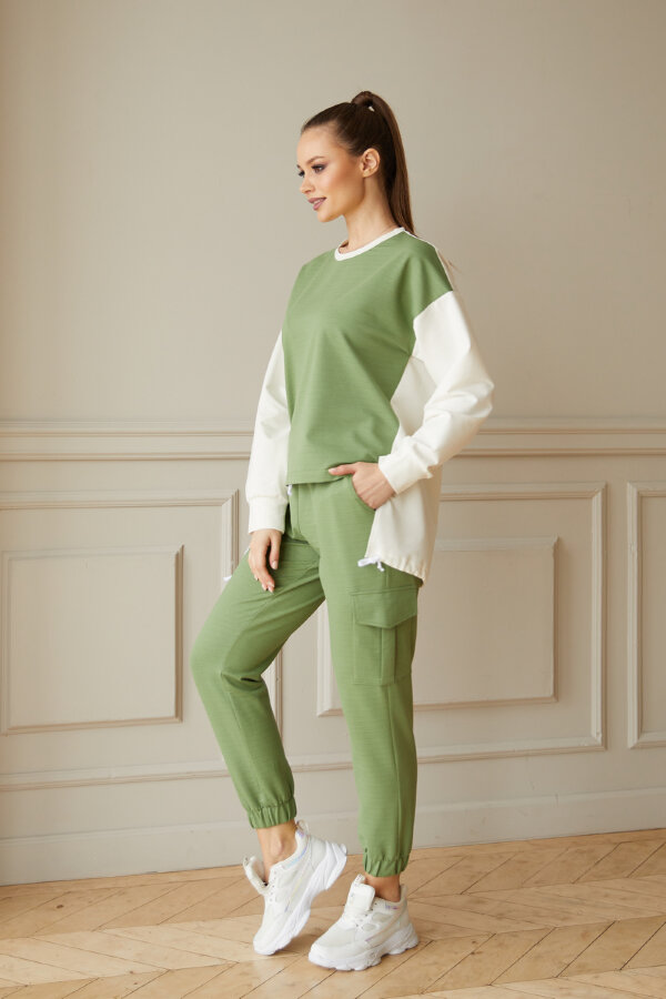 Костюм 2-474, лесная зелень/айвори
