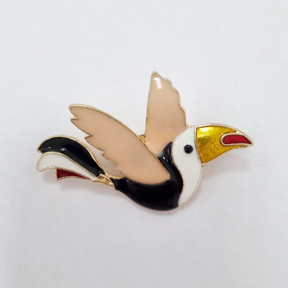 Брошь 973, тукан