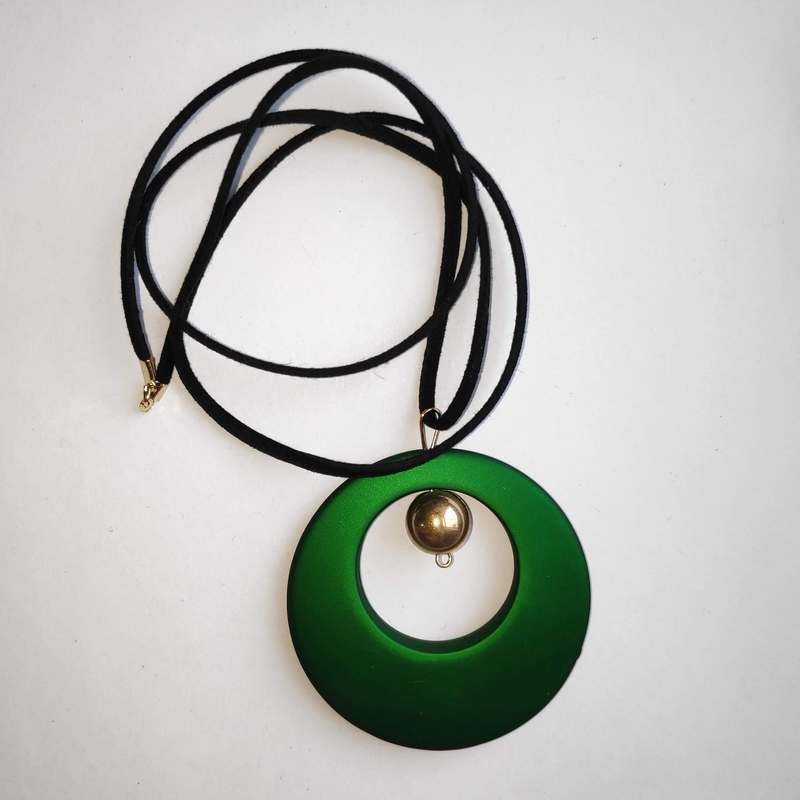 Подвеска 942, зеленая/золото