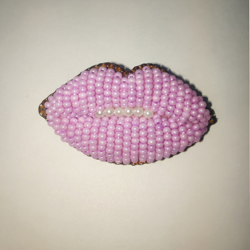 Брошь губы 3д, лиловый