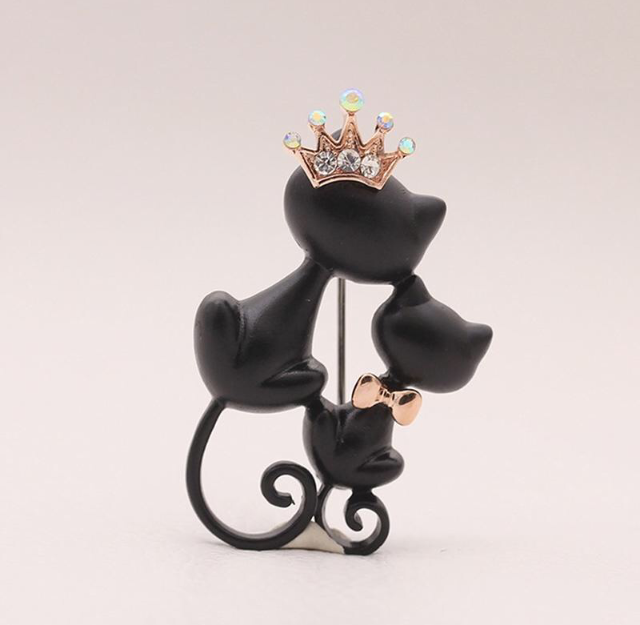 Брошь 920, котики